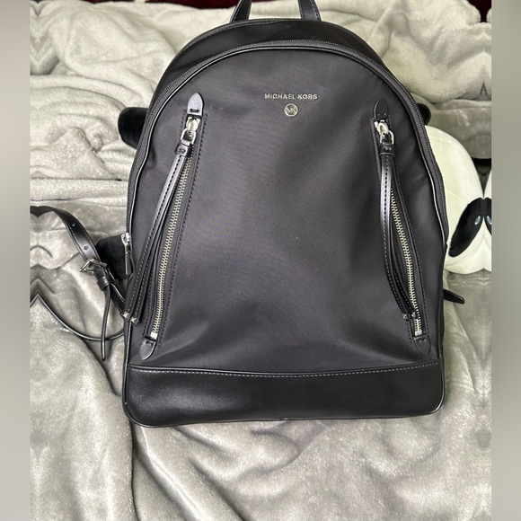 Micheal Kors Medium Backpack - Picture 1 of 4